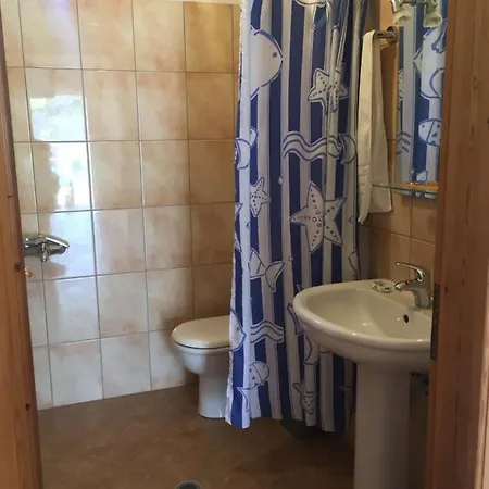 Hill Apartaments Qeparo